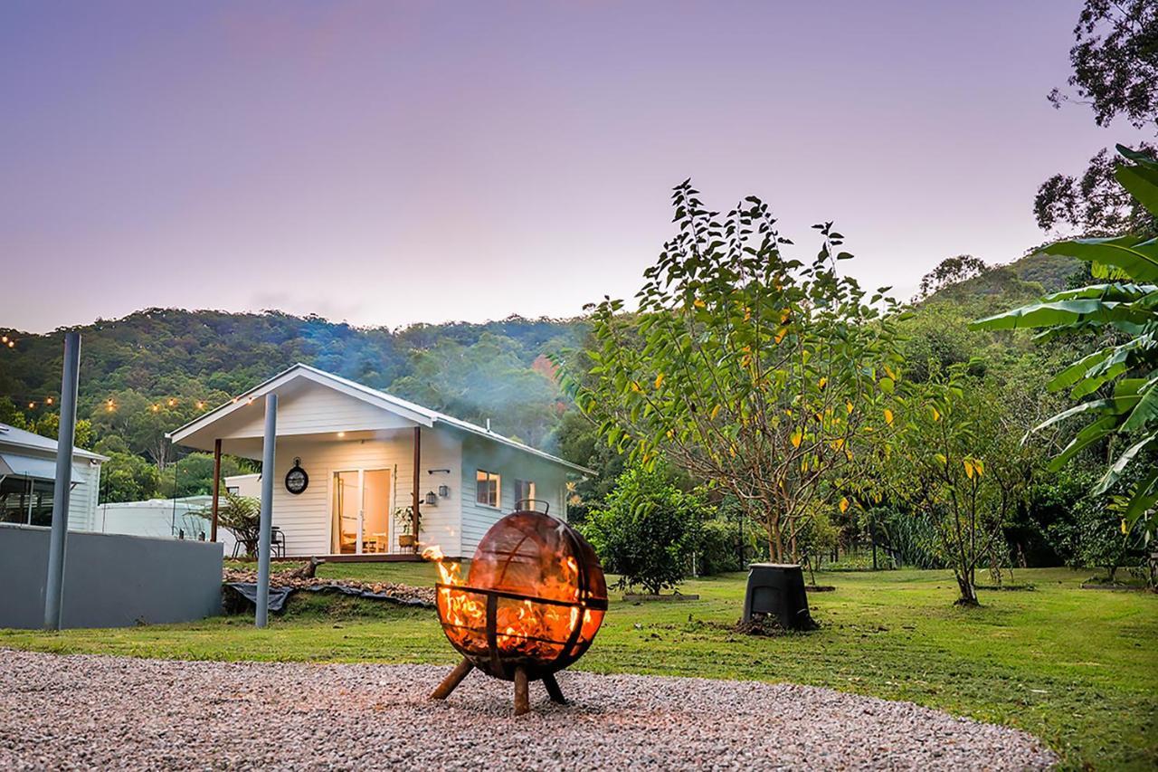 The Poolhaus Retreat - Peaceful Private Studio Valdora Exterior foto